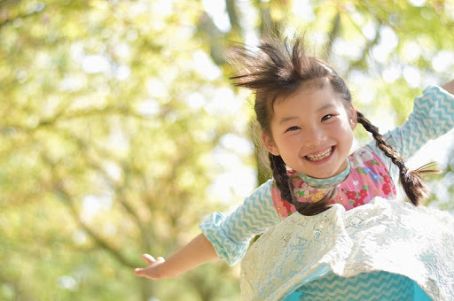 お子さまの歯を守ることで、未来の健康と輝く笑顔につなげましょう